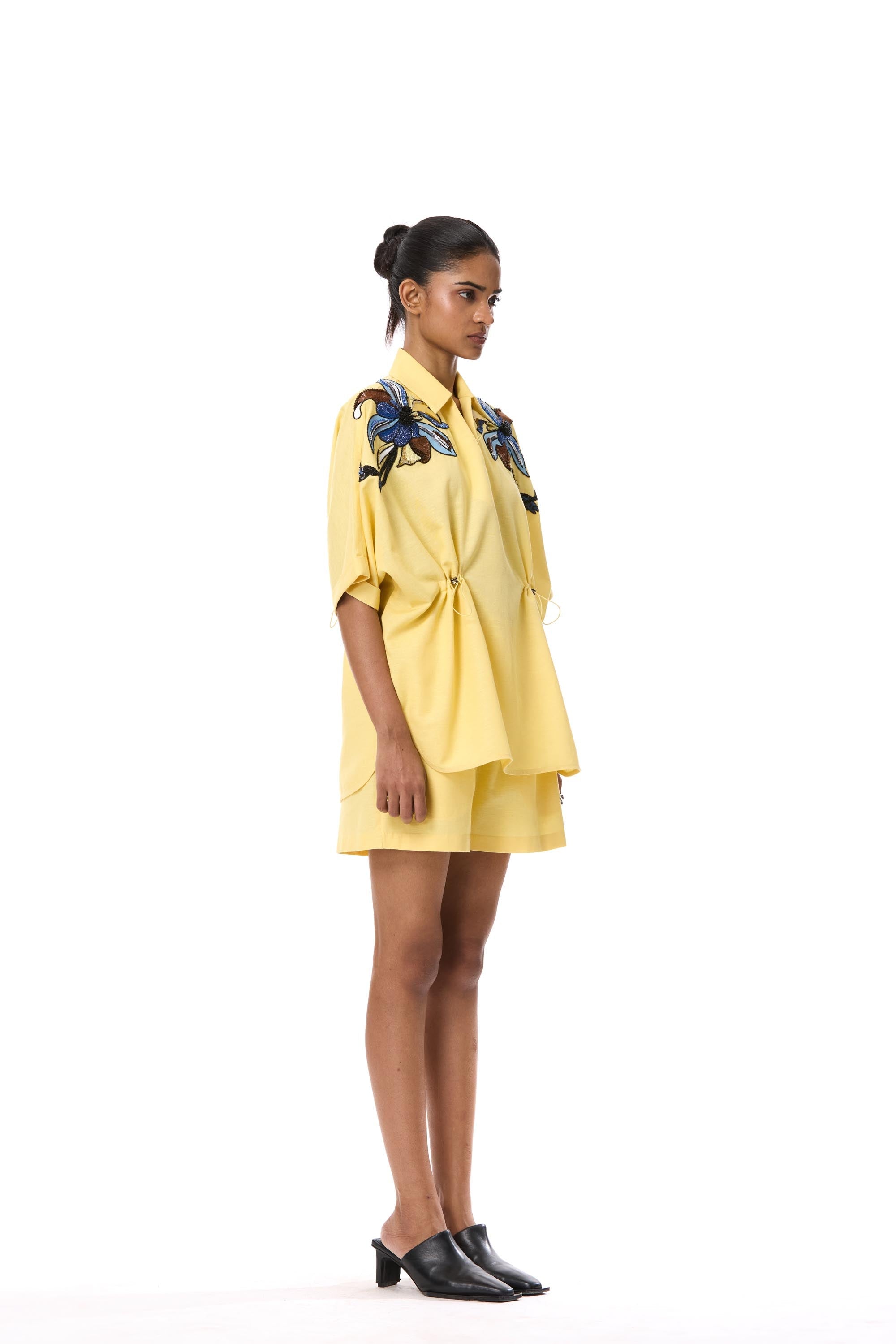 'ASTRAL KNOT' LINEN SHORTS - Kanika Goyal Label