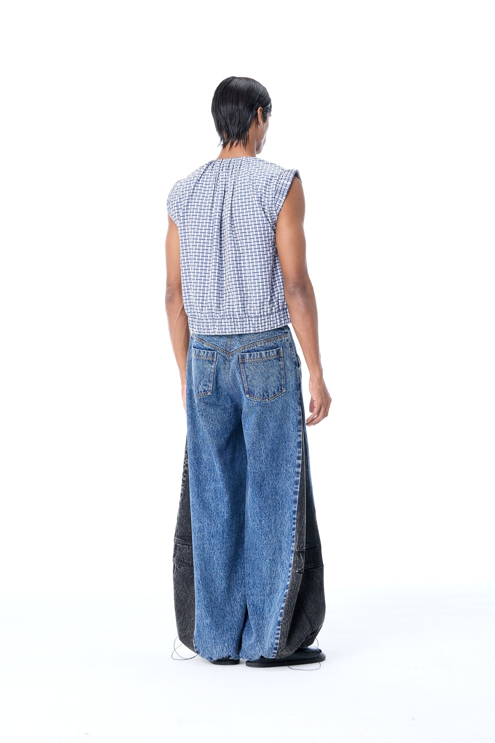 'CLOUDWEFT' Gilet - Kanika Goyal Label