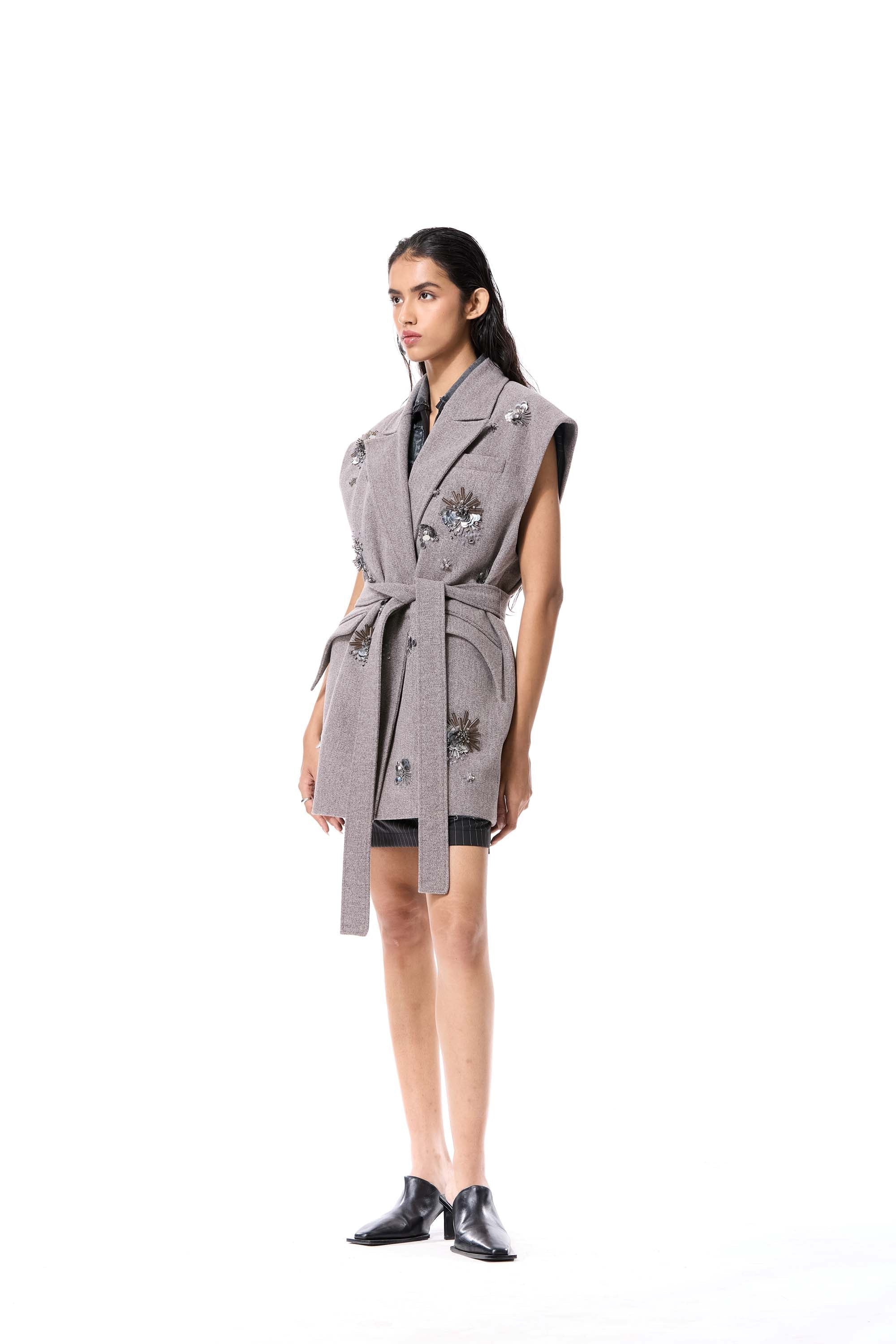 FROST BUD VEST - Kanika Goyal Label