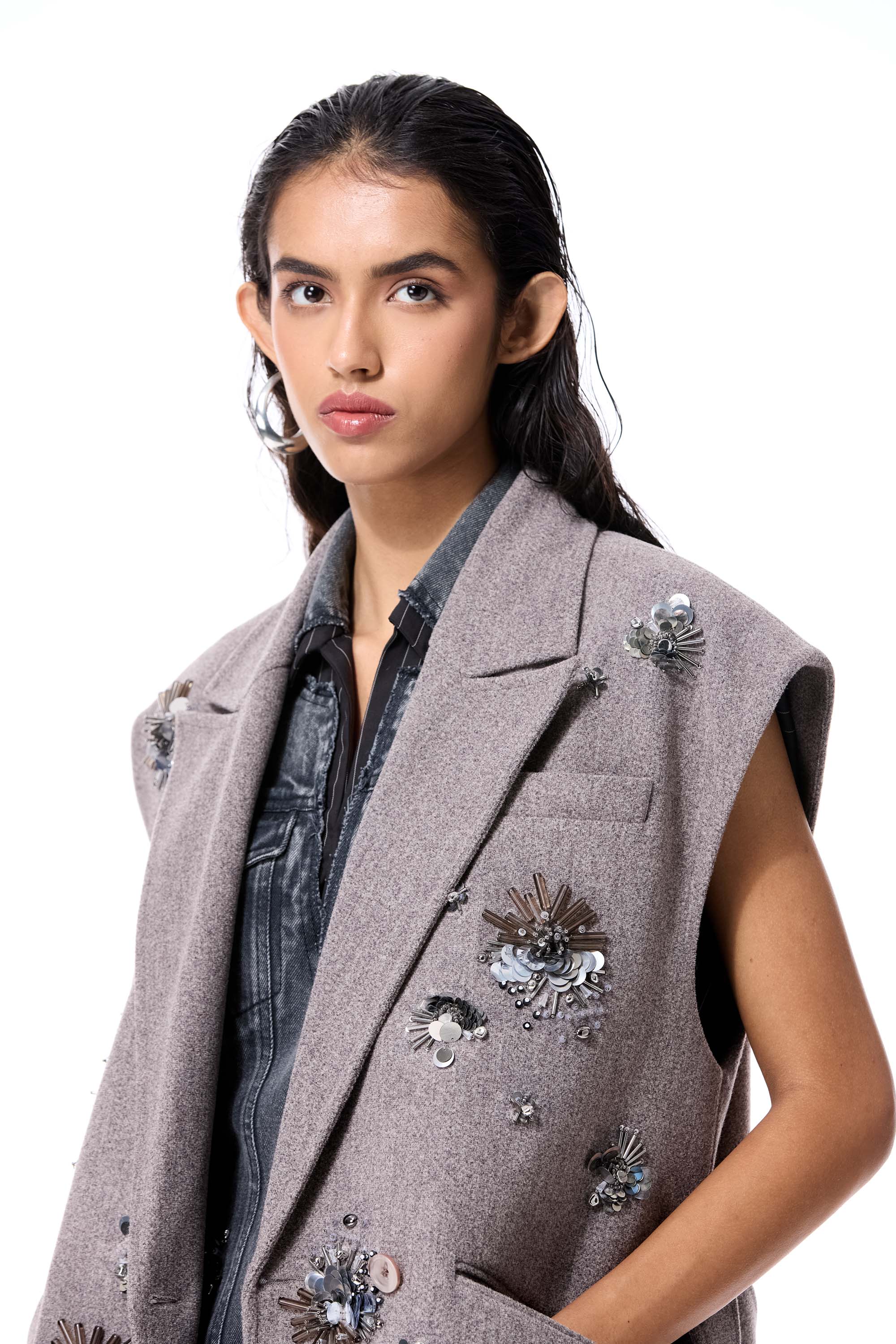 FROST BUD VEST - Kanika Goyal Label