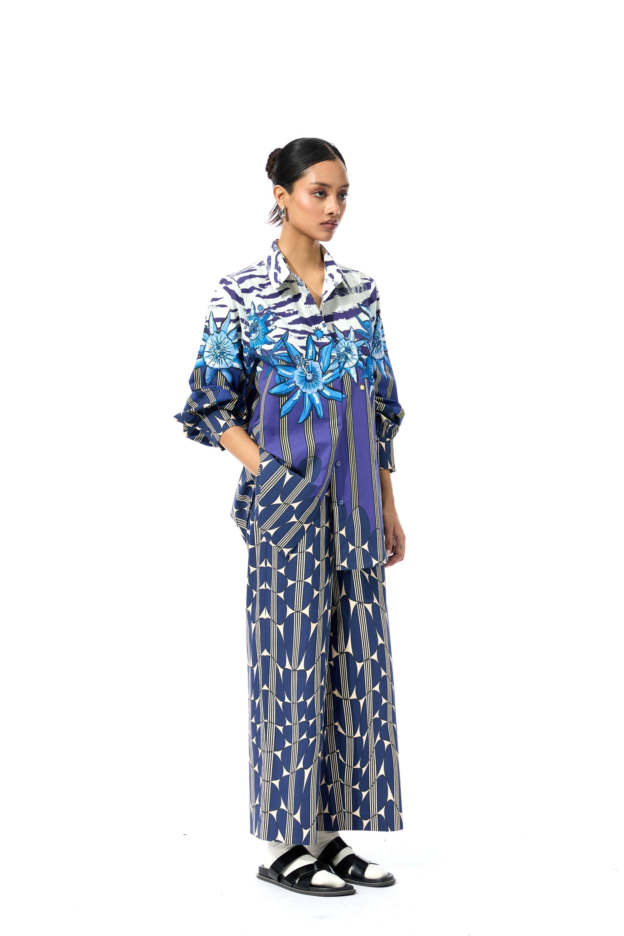 GEOMIST' PRINTED SET - Kanika Goyal Label
