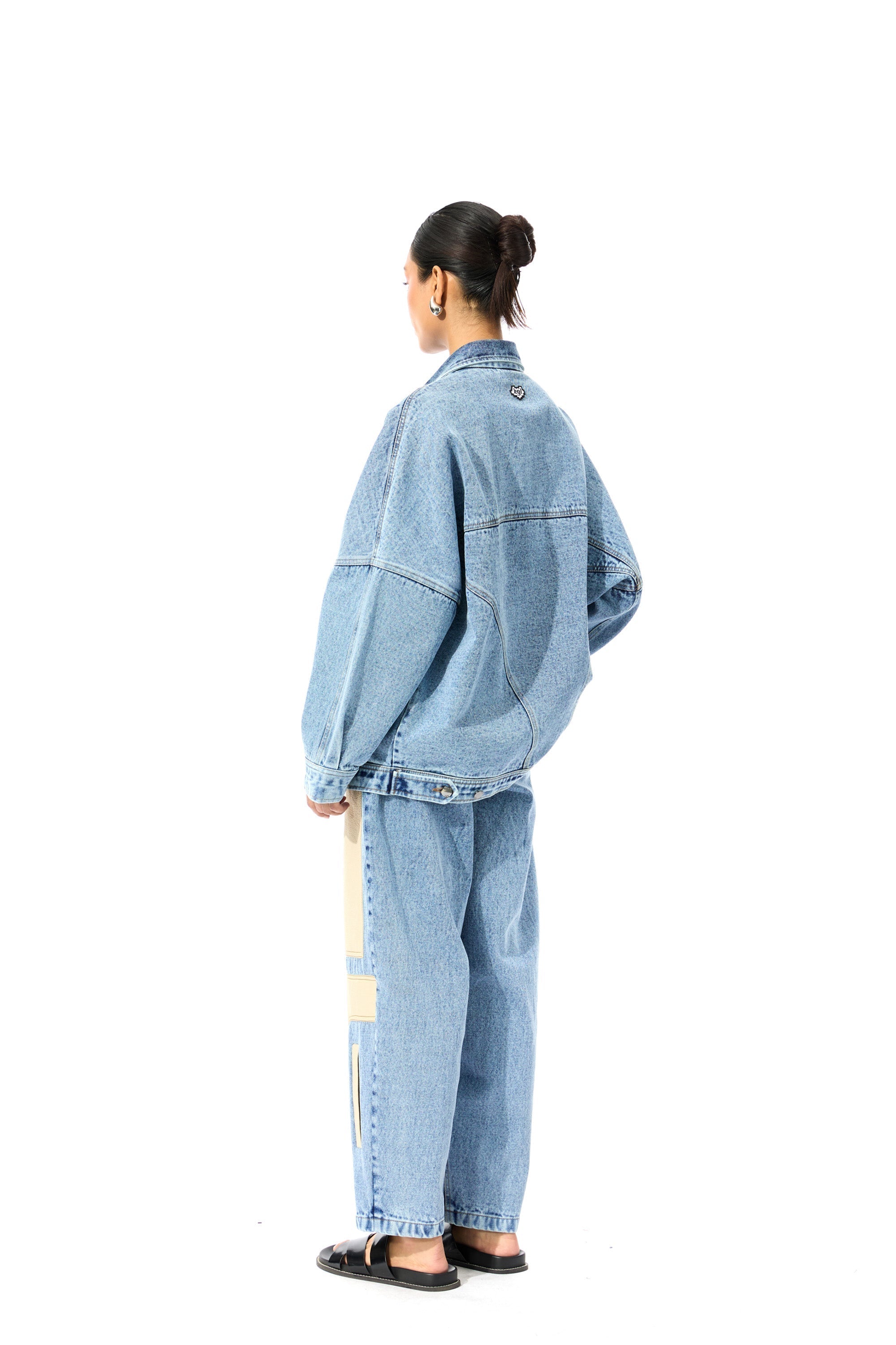 HYBRIDSTRUCT' JAKCET - Kanika Goyal Label