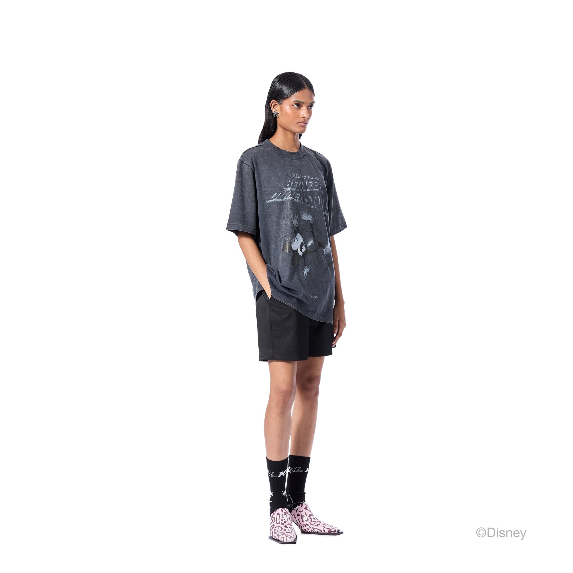 I SLEEP TO TRAVEL BETWEEN DIMENSIONS' T - SHIRT - Kanika Goyal Label
