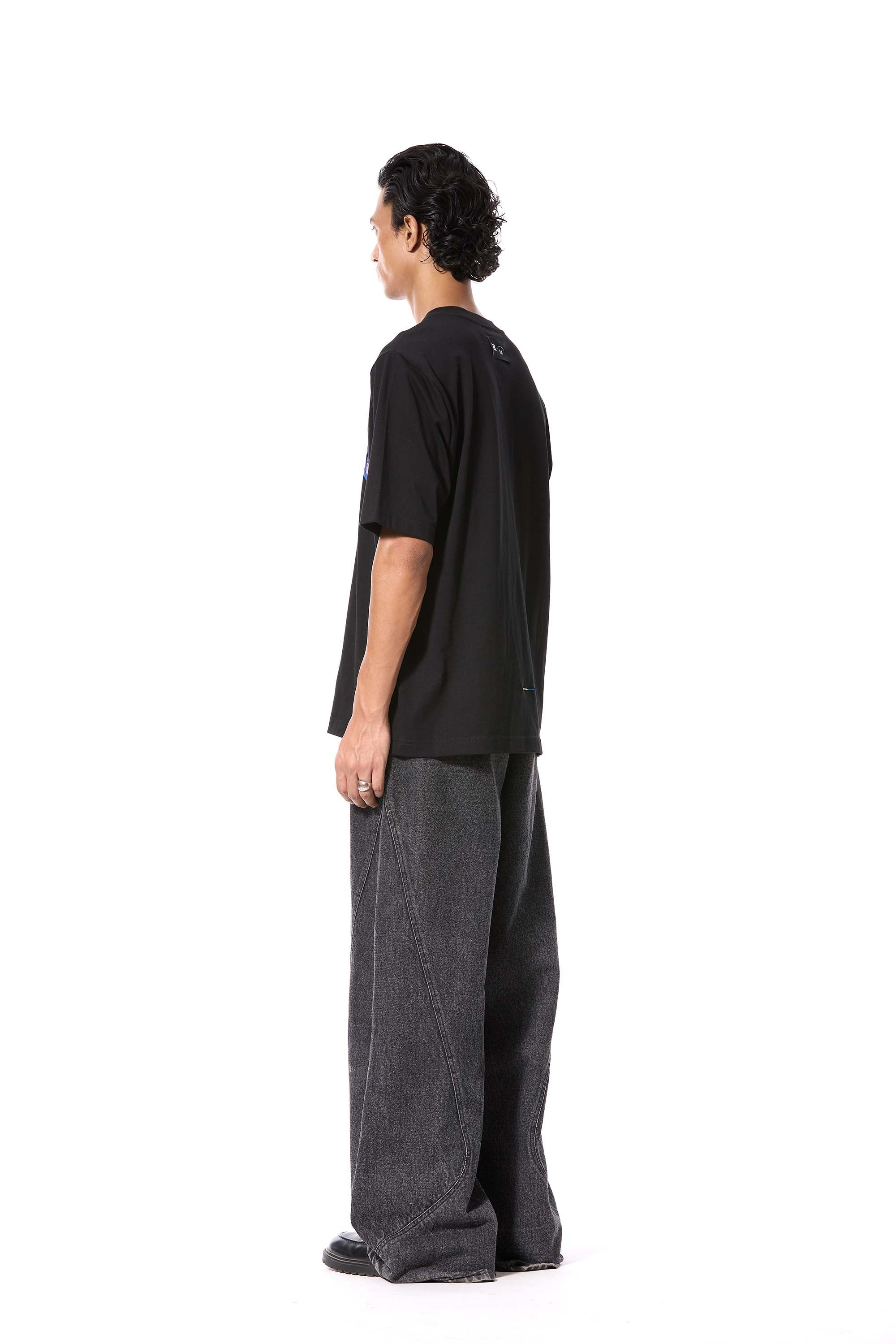 PALACE HOURS' T-SHIRT - Kanika Goyal Label