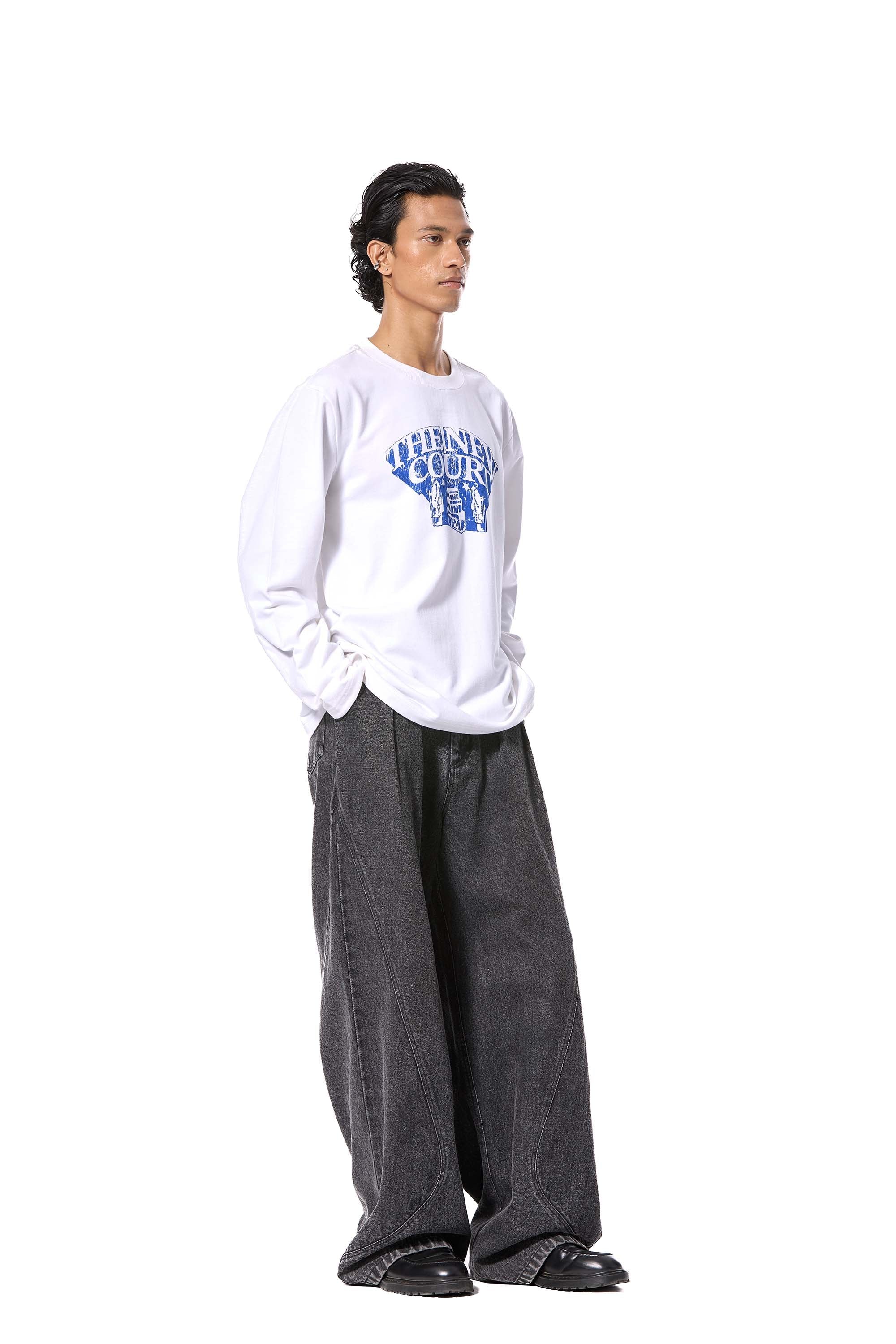THE NEW COURT' SWEATSHIRT - Kanika Goyal Label