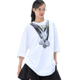 'VICTORY LOOP' T - SHIRT - Kanika Goyal Label