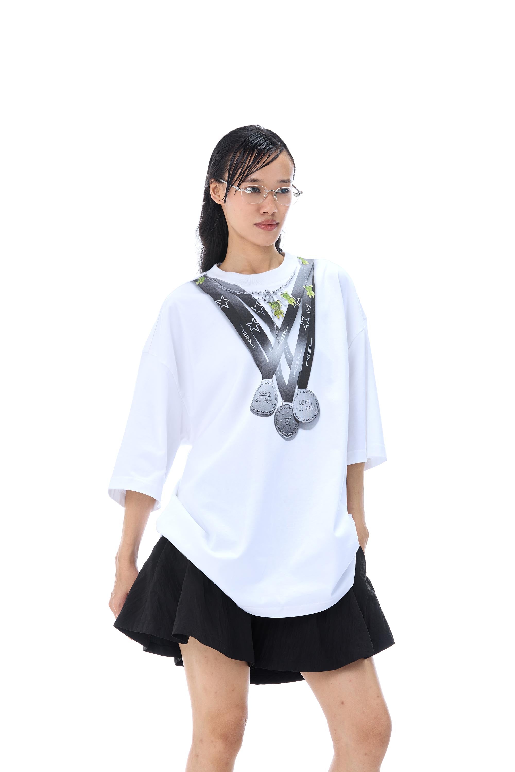 'VICTORY LOOP' T - SHIRT - Kanika Goyal Label